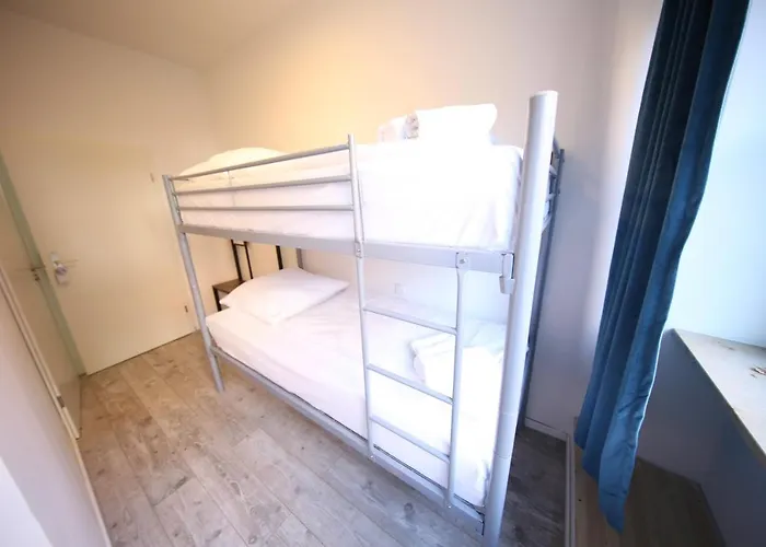 Luxomes: Zentrum Sued 3*