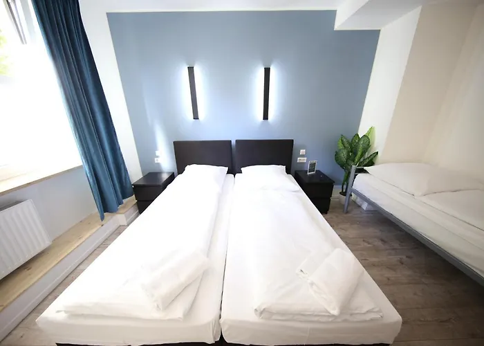 Luxomes: Zentrum Sued 3* Nuremberg