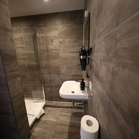 Luxomes: Zentrum Sued 3* Нюрнберг