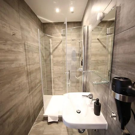 Апарт-отель Luxomes: Zentrum Sued 3*