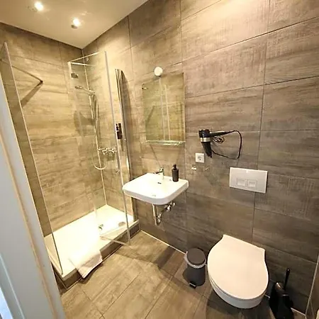Luxomes: Zentrum Sued