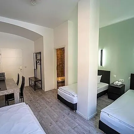 Luxomes: Zentrum Süd 3*